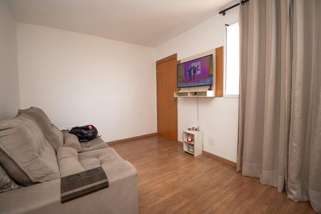Sala de apartamento para alugar com 2 quartos, 45m² em Vale das Amendoeiras, Contagem