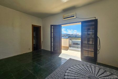 Casa para alugar com 617m², 3 quartos e 4 vagas