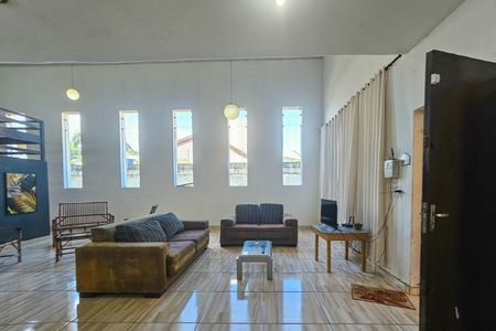 Casa para alugar com 617m², 3 quartos e 4 vagas