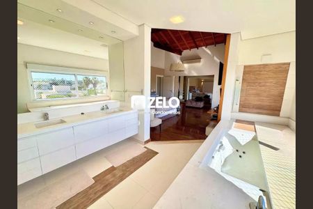 Casa de condomínio à venda com 381m², 4 quartos e 4 vagas Casa de condomínio à venda com 381m², 4 quartos e 4 vagasFoto 16