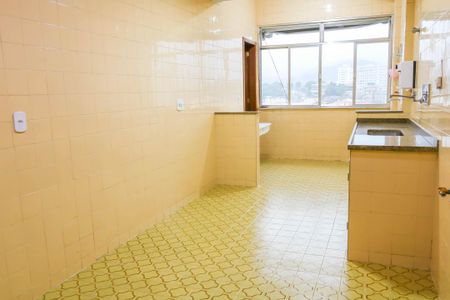 Apartamento para alugar com 74m², 2 quartos e 1 vaga Apartamento para alugar com 74m², 2 quartos e 1 vagaCozinha