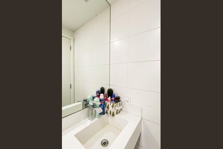 Apartamento à venda com 41m², 2 quartos e 1 vaga Apartamento à venda com 41m², 2 quartos e 1 vagaBanheiro