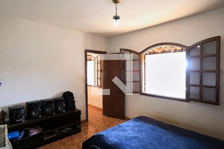 Casa à venda com 180m², 3 quartos e 1 vaga Casa à venda com 180m², 3 quartos e 1 vagaQuarto