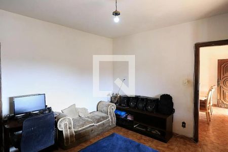 Quarto de casa à venda com 3 quartos, 180m² em São Marcos, Belo Horizonte