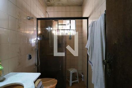 Casa à venda com 180m², 3 quartos e 1 vaga Casa à venda com 180m², 3 quartos e 1 vagaBanheiro