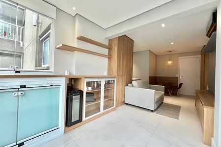 Apartamento à venda com 42m², 1 quarto e 1 vaga Apartamento à venda com 42m², 1 quarto e 1 vagaVaranda