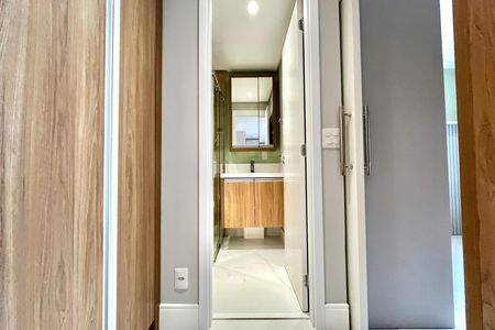 Apartamento à venda com 42m², 1 quarto e 1 vaga Apartamento à venda com 42m², 1 quarto e 1 vagaCorredor