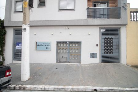 Apartamento à venda com 33m², 2 quartos e sem vaga Apartamento à venda com 33m², 2 quartos e sem vagaFACHADA