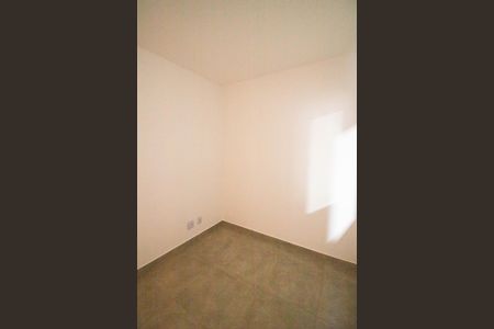 QUARTO 2 de apartamento à venda com 2 quartos, 33m² em Vila Romero, São Paulo