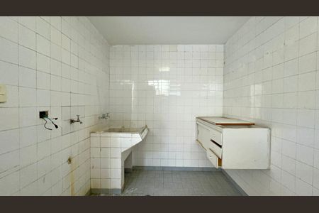 Casa à venda com 206m², 3 quartos e 2 vagasLavanderia