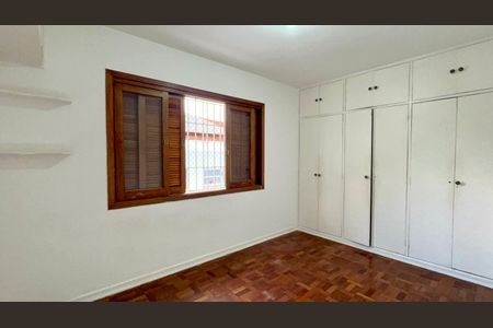 Casa à venda com 206m², 3 quartos e 2 vagasQuarto 1