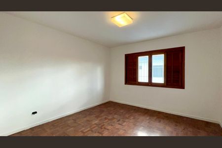 Casa à venda com 206m², 3 quartos e 2 vagasQuarto 2