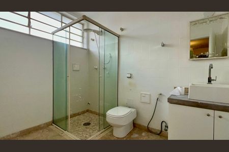 Casa à venda com 206m², 3 quartos e 2 vagasBanheiro da Suíte