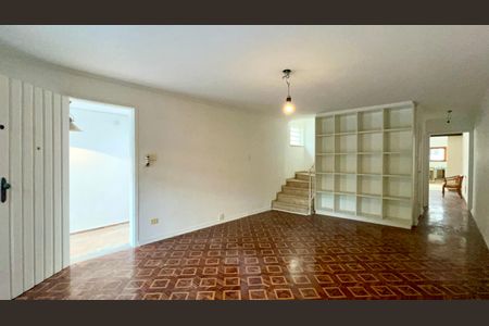 Casa à venda com 206m², 3 quartos e 2 vagasSala