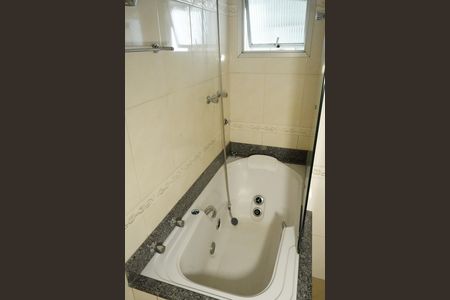 Apartamento para alugar com 89m², 3 quartos e 1 vagaBanheira