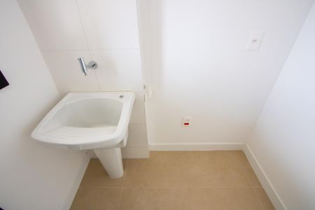 Área de serviço de apartamento para alugar com 3 quartos, 93m² em Jardim, Santo André