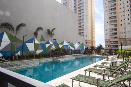 Apartamento para alugar com 93m², 3 quartos e 2 vagas Apartamento para alugar com 93m², 3 quartos e 2 vagasÁrea comum - Piscina