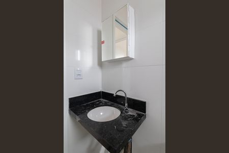 Apartamento para alugar com 65m², 2 quartos e 1 vaga Apartamento para alugar com 65m², 2 quartos e 1 vagaBanheiro