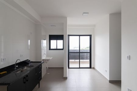 Sala e Cozinha de apartamento para alugar com 2 quartos, 65m² em Parada Xv de Novembro, São Paulo