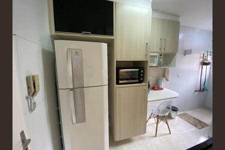 Apartamento à venda com 49m², 2 quartos e 1 vaga Apartamento à venda com 49m², 2 quartos e 1 vagaCozinha