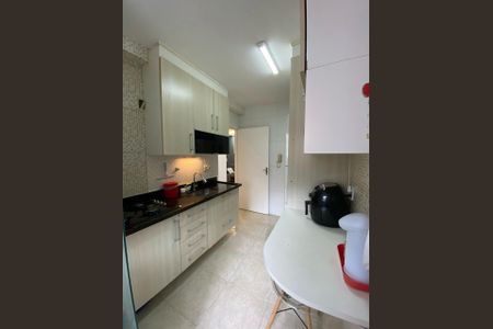 Apartamento à venda com 49m², 2 quartos e 1 vaga Apartamento à venda com 49m², 2 quartos e 1 vagaCozinha