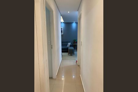 Corredor de apartamento à venda com 2 quartos, 49m² em Vila Roque, São Paulo