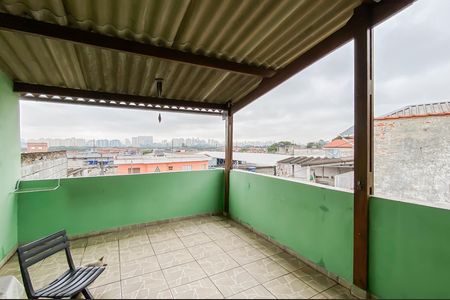 Casa para alugar com 65m², 1 quarto e sem vaga Casa para alugar com 65m², 1 quarto e sem vagaVaranda