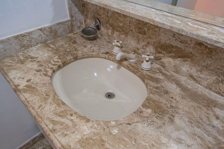 Studio para alugar com 30m², 1 quarto e 1 vaga Studio para alugar com 30m², 1 quarto e 1 vagaBanheiro