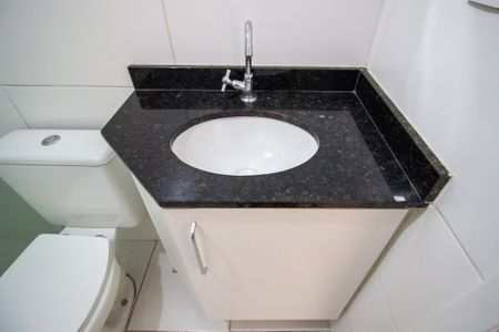 Apartamento para alugar com 57m², 3 quartos e 2 vagas Apartamento para alugar com 57m², 3 quartos e 2 vagasBanheiro