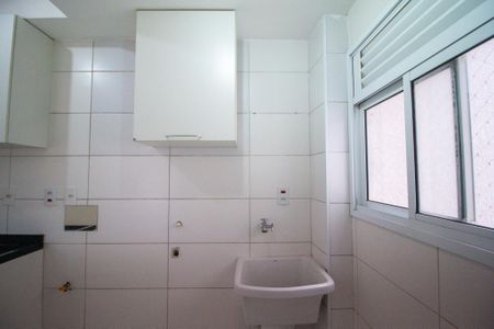 Apartamento para alugar com 57m², 3 quartos e 2 vagas Apartamento para alugar com 57m², 3 quartos e 2 vagasÁrea de Serviço