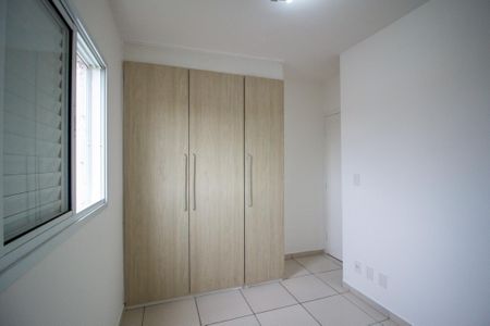Apartamento para alugar com 57m², 3 quartos e 2 vagas Apartamento para alugar com 57m², 3 quartos e 2 vagasQuarto