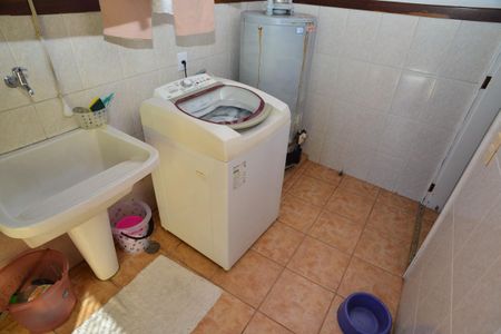 Casa de condomínio para alugar com 650m², 6 quartos e 4 vagas