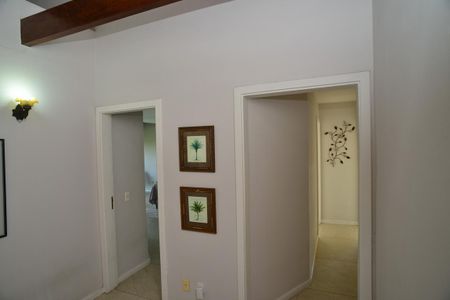 Casa de condomínio para alugar com 650m², 6 quartos e 4 vagas