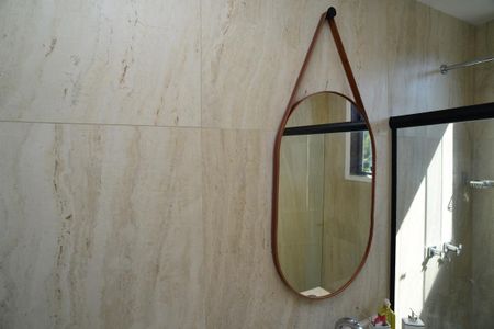 Casa de condomínio para alugar com 650m², 6 quartos e 4 vagas