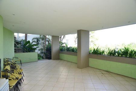 Casa de condomínio para alugar com 650m², 6 quartos e 4 vagas