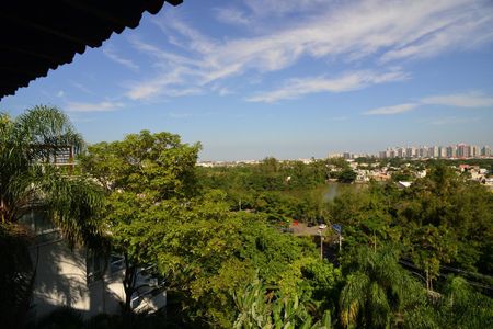Casa de condomínio para alugar com 650m², 6 quartos e 4 vagas