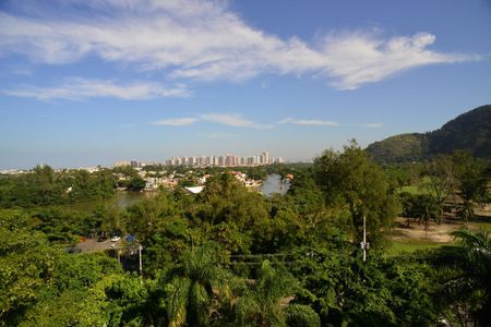 Casa de condomínio para alugar com 650m², 6 quartos e 4 vagas