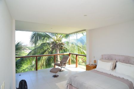 Casa de condomínio para alugar com 650m², 6 quartos e 4 vagas