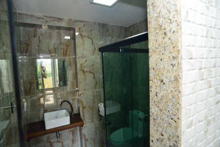 Casa de condomínio para alugar com 650m², 6 quartos e 4 vagas