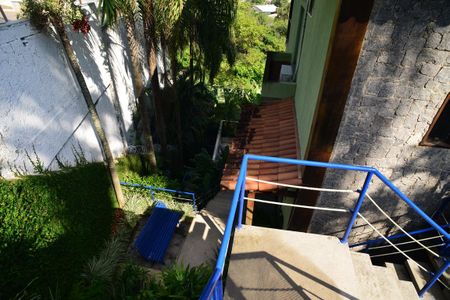 Casa de condomínio para alugar com 650m², 6 quartos e 4 vagas