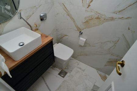 Casa de condomínio para alugar com 650m², 6 quartos e 4 vagas
