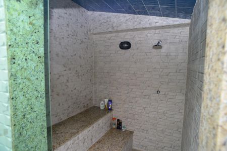 Casa de condomínio para alugar com 650m², 6 quartos e 4 vagas