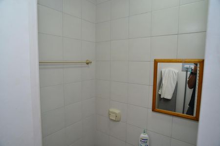 Casa de condomínio para alugar com 650m², 6 quartos e 4 vagas