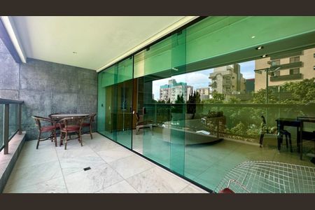 Varanda  de apartamento à venda com 4 quartos, 181m² em Funcionários, Belo Horizonte