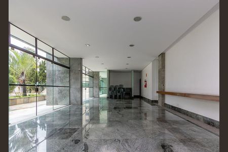 Apartamento à venda com 181m², 4 quartos e 3 vagas Apartamento à venda com 181m², 4 quartos e 3 vagasÁrea comum