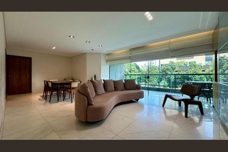 Sala  de apartamento à venda com 4 quartos, 181m² em Funcionários, Belo Horizonte
