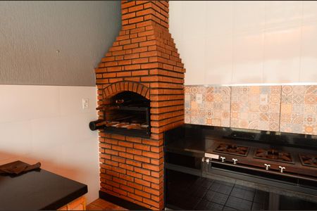 Casa à venda com 167m², 4 quartos e 2 vagas Casa à venda com 167m², 4 quartos e 2 vagasÁrea comum - Churrasqueira