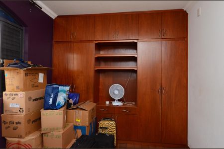 Casa à venda com 167m², 4 quartos e 2 vagas Casa à venda com 167m², 4 quartos e 2 vagasQuarto 2