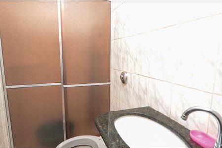 Casa à venda com 167m², 4 quartos e 2 vagas Casa à venda com 167m², 4 quartos e 2 vagasBanheiro 3