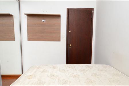 Casa à venda com 167m², 4 quartos e 2 vagas